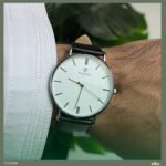 ⁦الميناء الابيض الفخم +جلد⁩ - الصورة ⁦2⁩