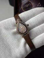 فيترون جلد بني