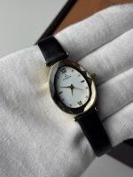 فيترون جلد ميناء بيضاوي كريستال فضي